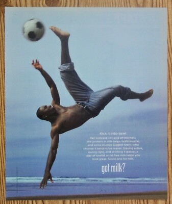 Freddy Adu — beach/kicking state