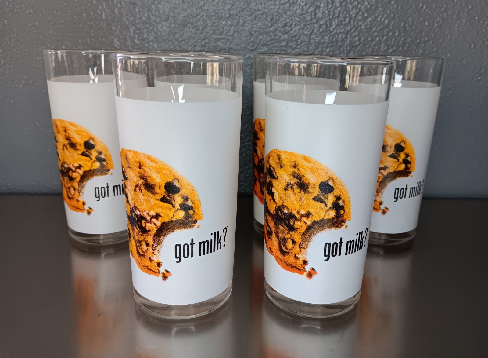 got milk? Chocolate-Chip Cookie Drinking Glasses (set, made in Brazil)
