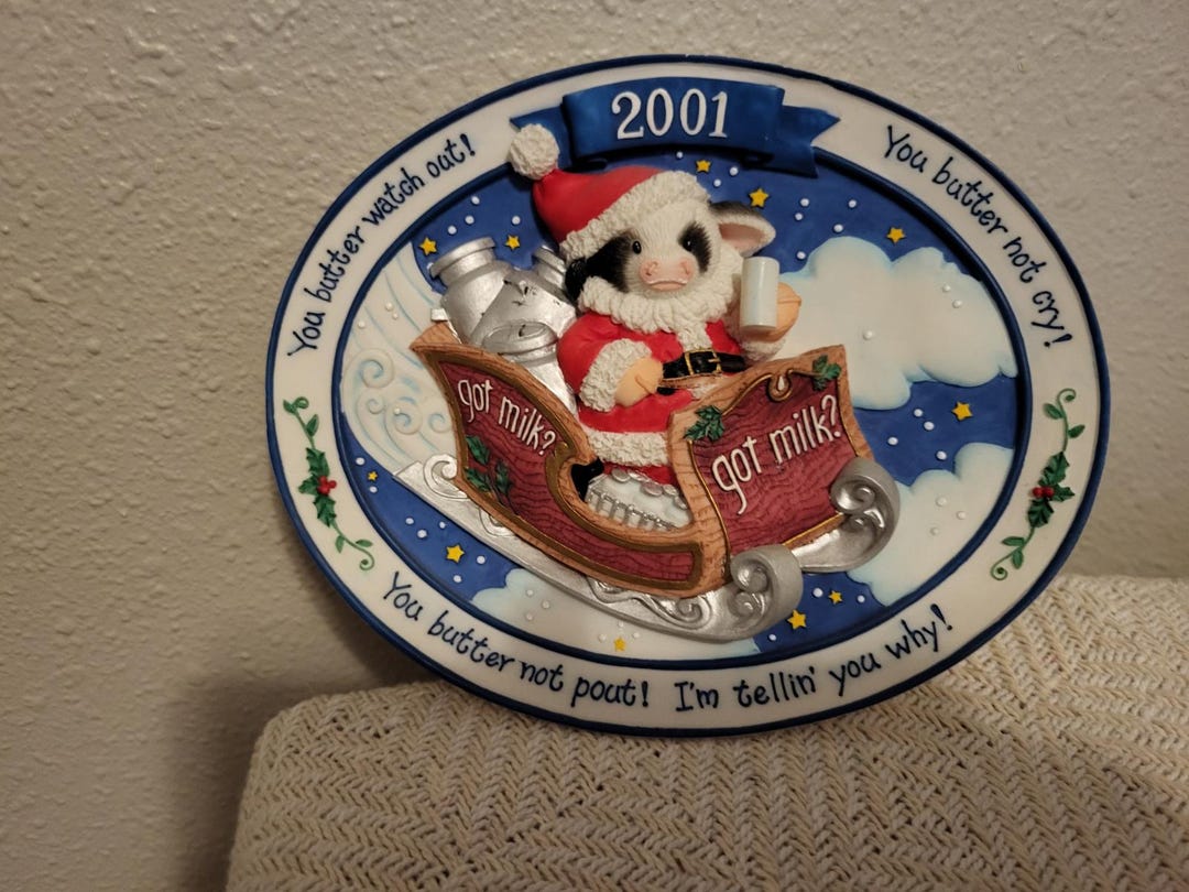 Mary's Moo Moos 2001 got milk? Christmas Hanging Plaque (Enesco)