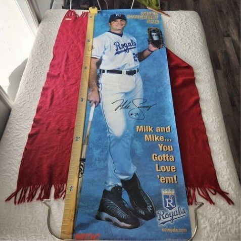Mike Sweeney “Milk and Mike… You Gotta Love ’em!” growth chart (Kansas City Royals)